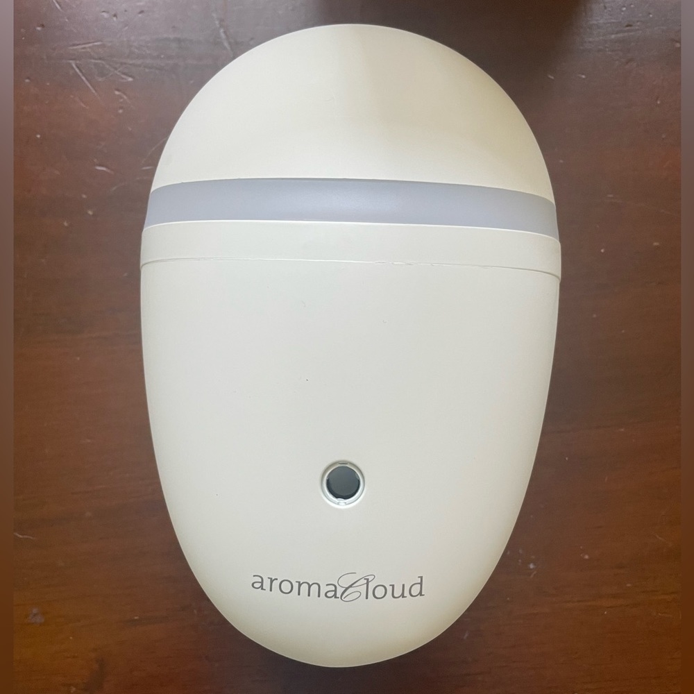 Saje Wellness Aroma Cloud Ultrasonic Diffuser